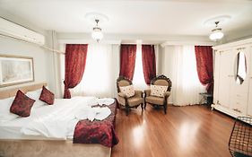 Safran Suites